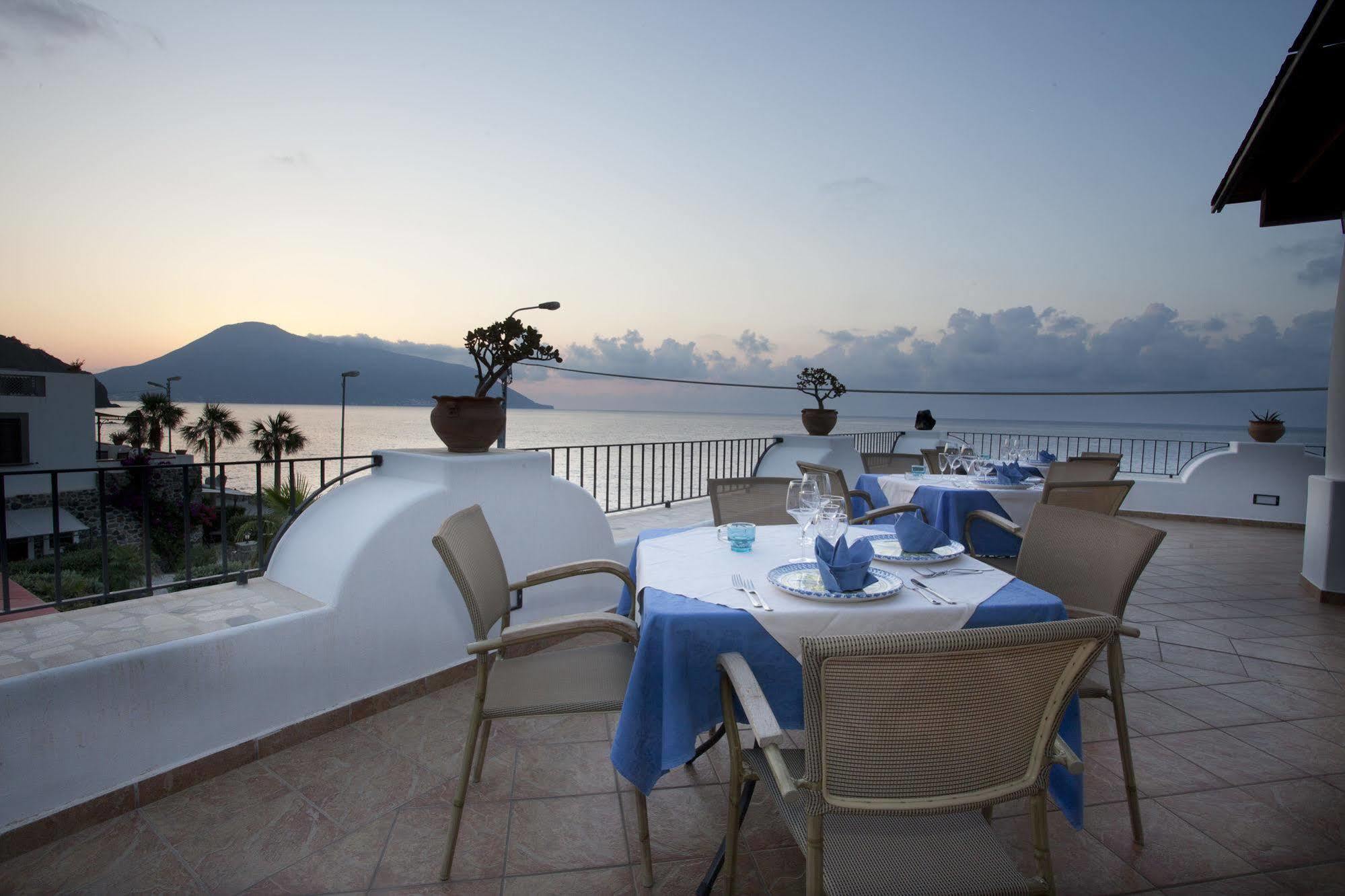 Hotel Residence Acquacalda Đảo Lipari Ngoại thất bức ảnh