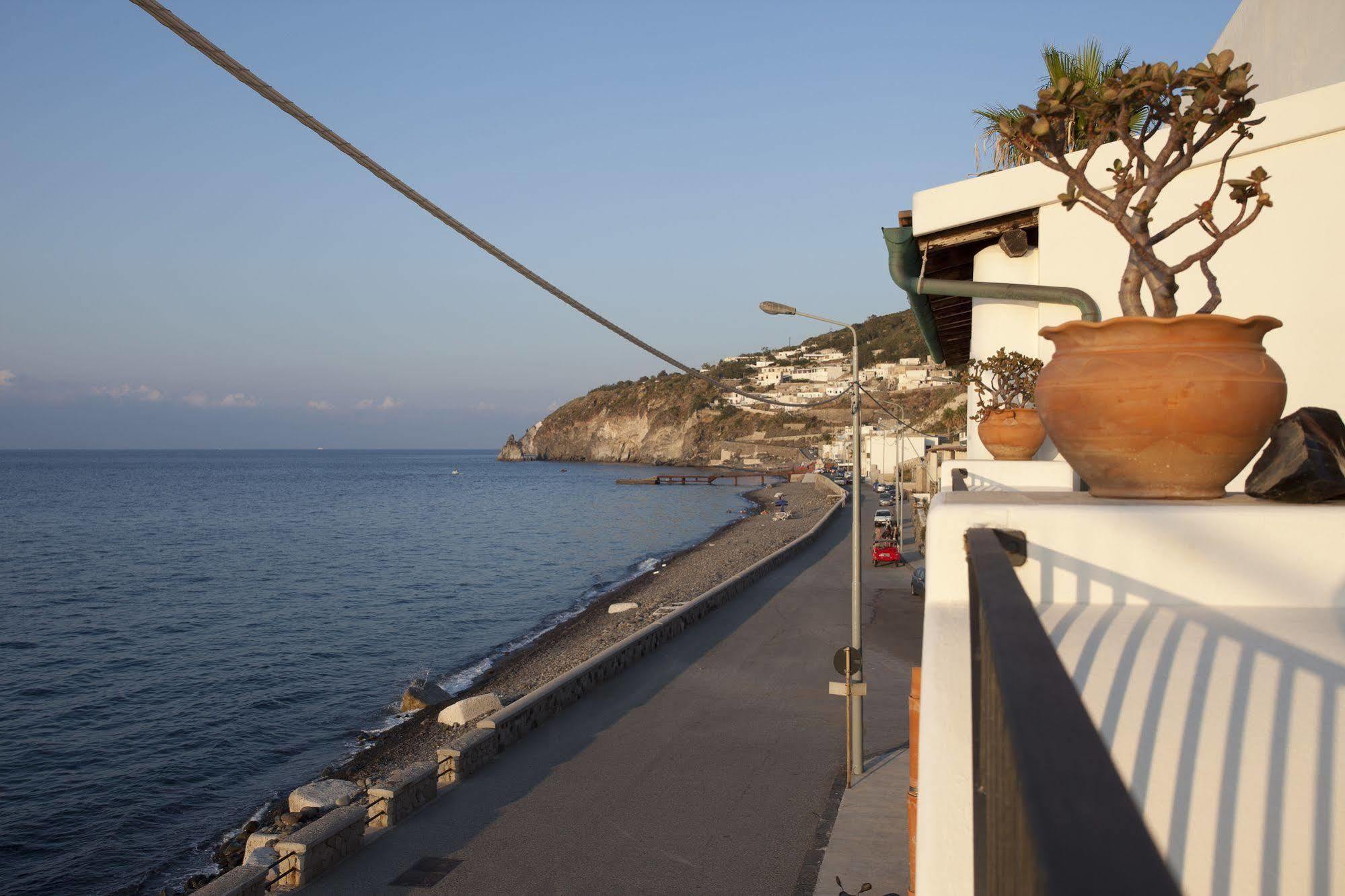 Hotel Residence Acquacalda Đảo Lipari Ngoại thất bức ảnh