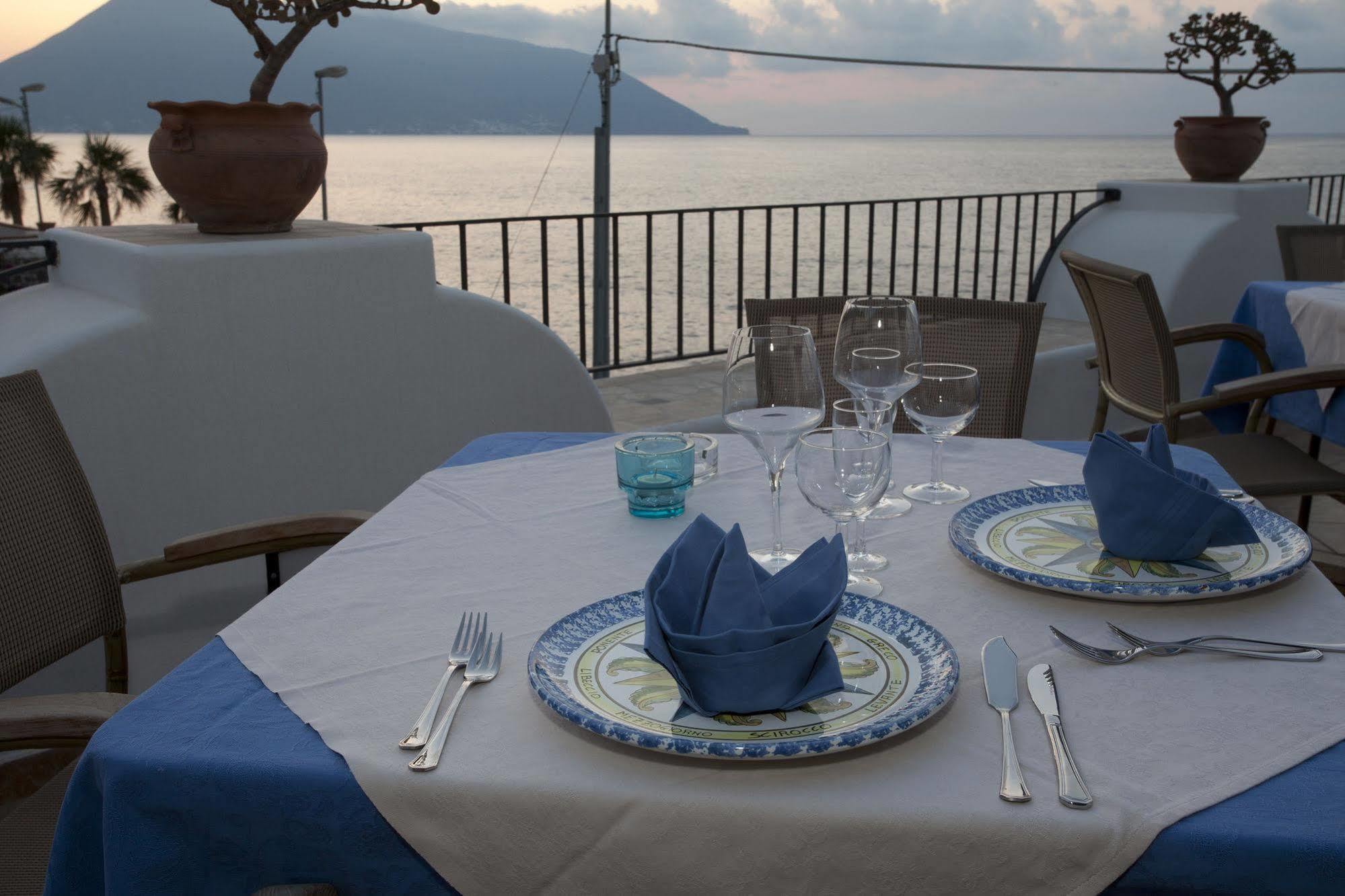 Hotel Residence Acquacalda Đảo Lipari Ngoại thất bức ảnh