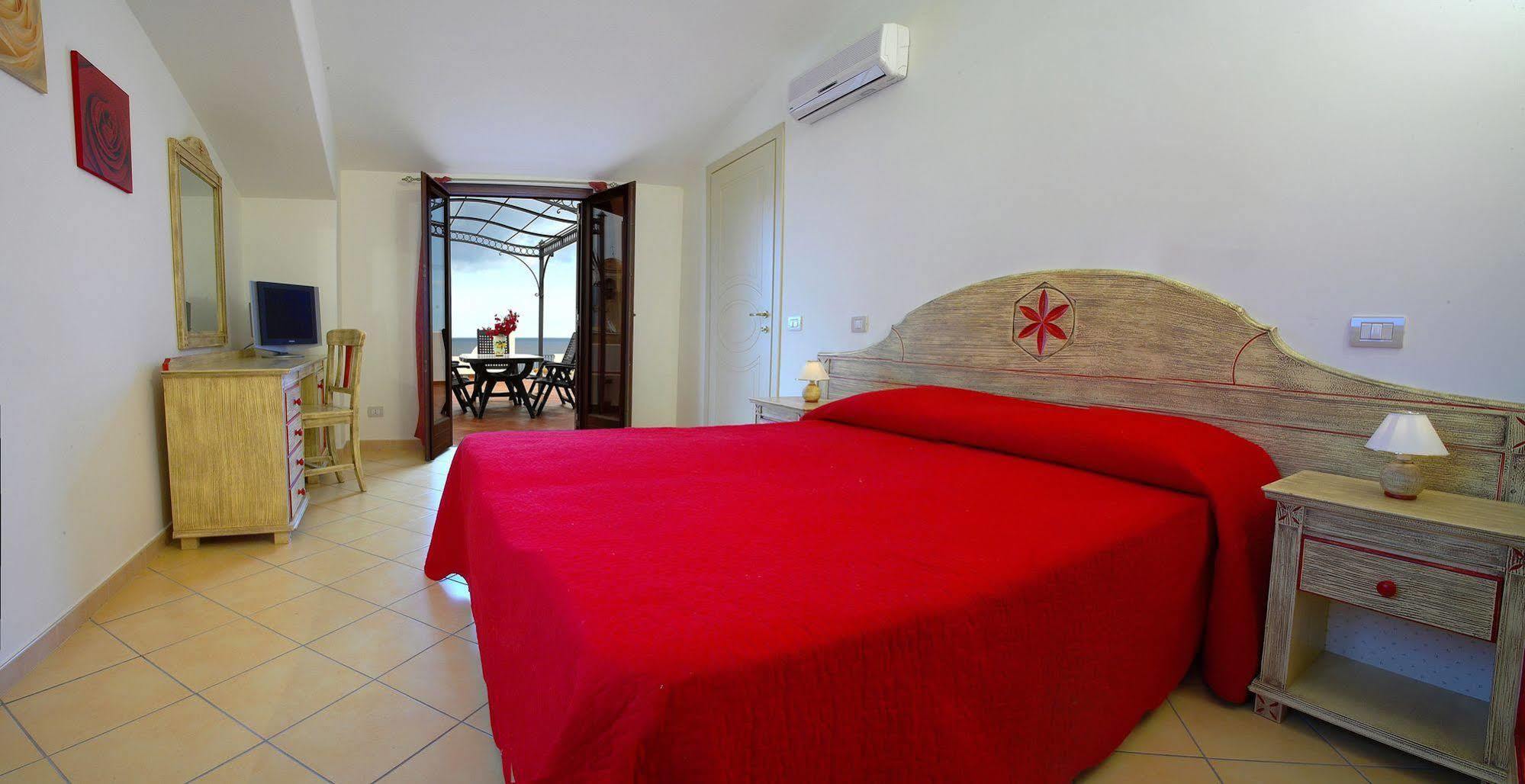 Hotel Residence Acquacalda Đảo Lipari Ngoại thất bức ảnh